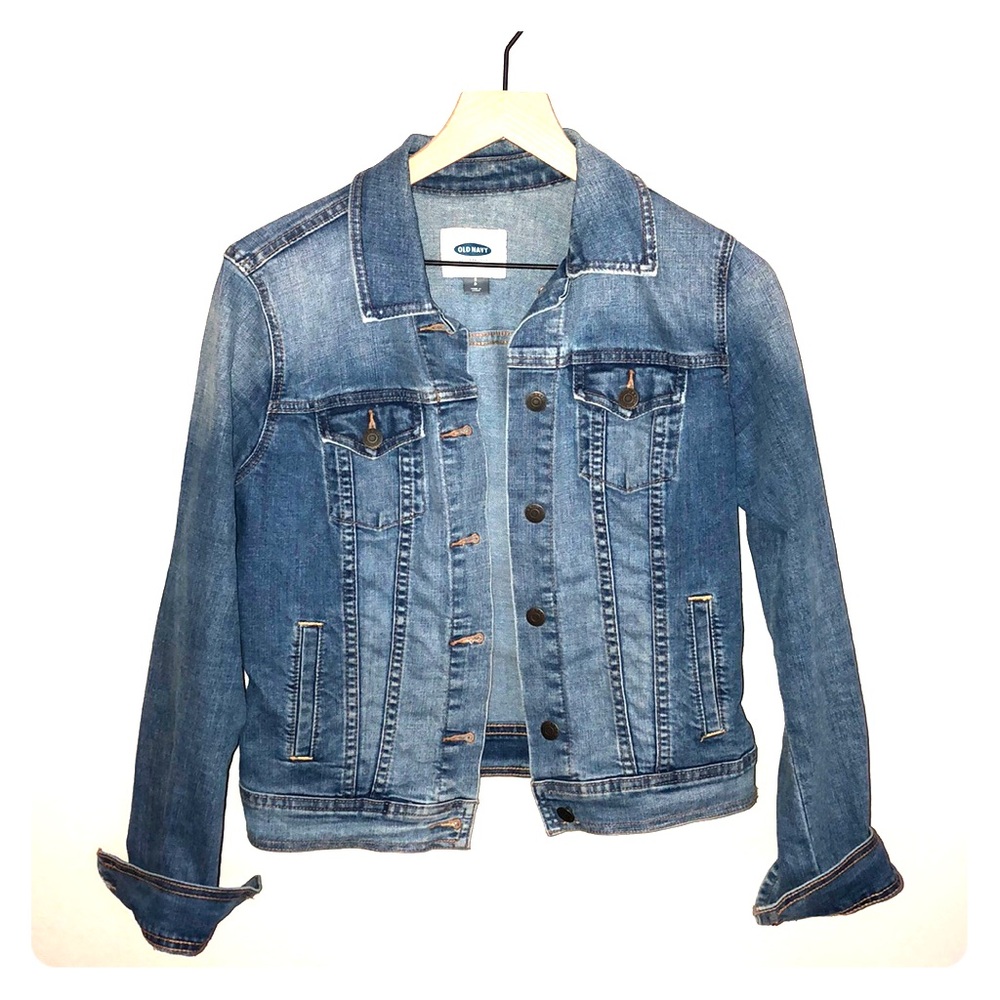 Old Navy Denim Jacket Classic Fit. SZ Small.